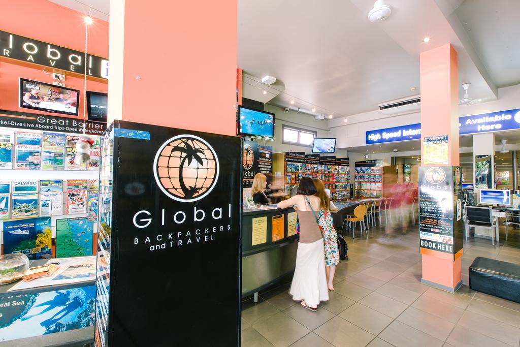 Global Backpackers Cairns Central Экстерьер фото