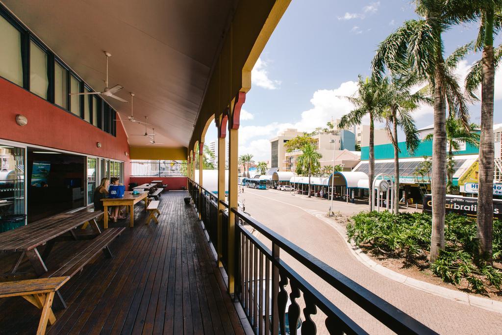 Global Backpackers Cairns Central Экстерьер фото